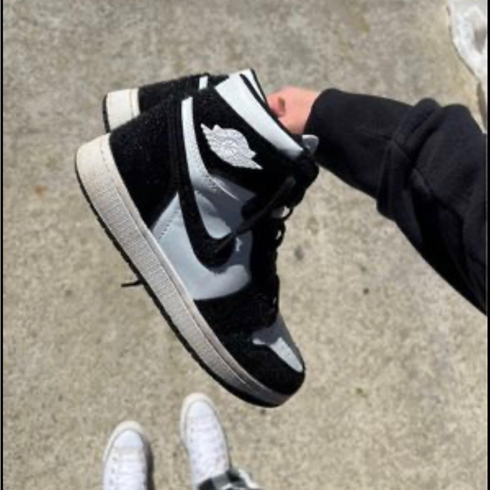 Jordan 1 Retro High Twists - Picture 1 of 7